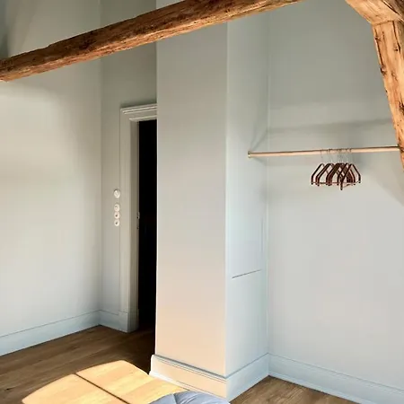 Nyaraló Gesamtes Historisches Kapitaenshaus *
