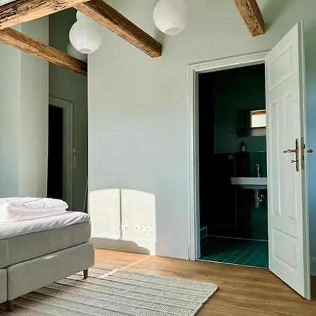 Gesamtes Historisches Kapitaenshaus * Fehmarn