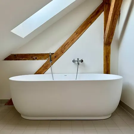 Gesamtes Historisches Kapitaenshaus