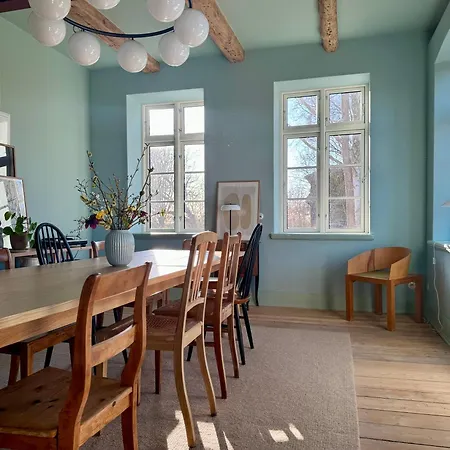 Tatil Evi Gesamtes Historisches Kapitaenshaus