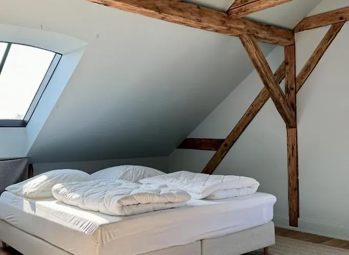 Gesamtes Historisches Kapitaenshaus *