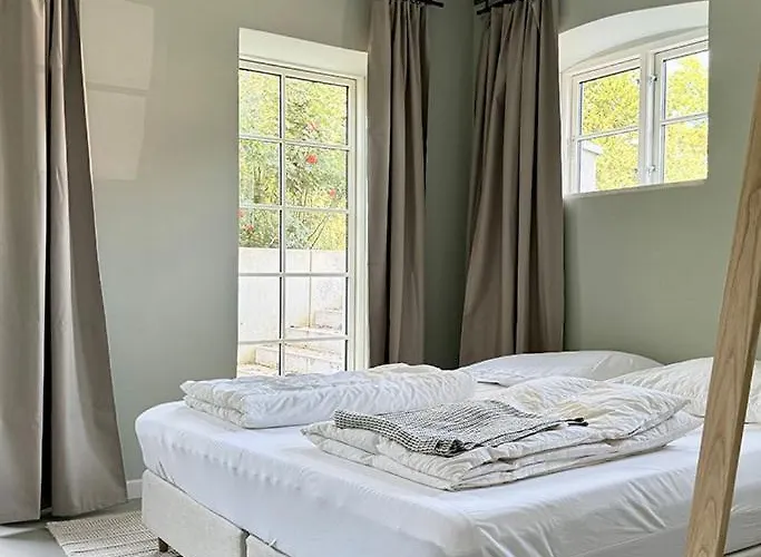 Semesterbostad Gesamtes Historisches Kapitaenshaus *