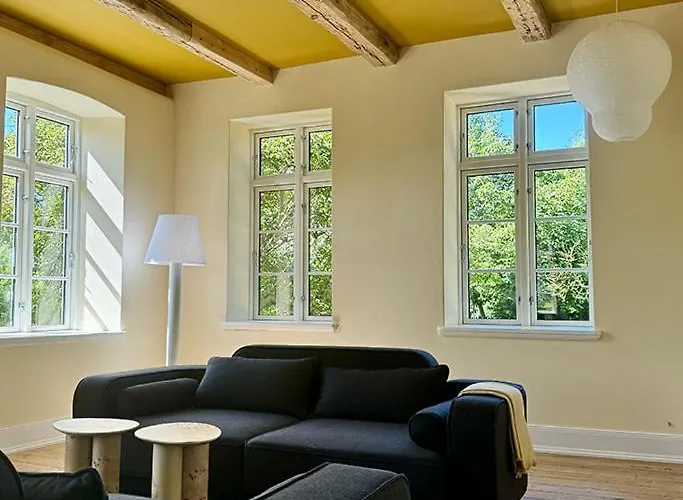 Gesamtes Historisches Kapitaenshaus *