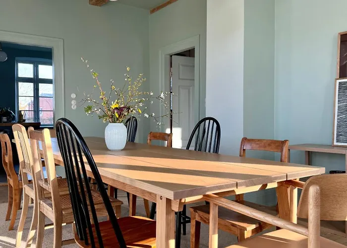 Gesamtes Historisches Kapitaenshaus Semesterbostad