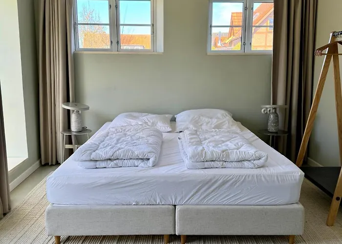 Semesterbostad Gesamtes Historisches Kapitaenshaus Fehmarn